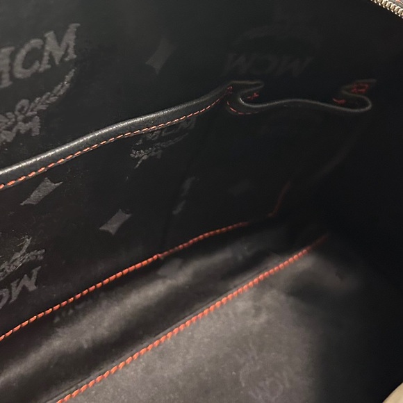 MCM Black Pebble Leather & Red Stitching Boston Doctor’s Bag - Picture 14 of 16